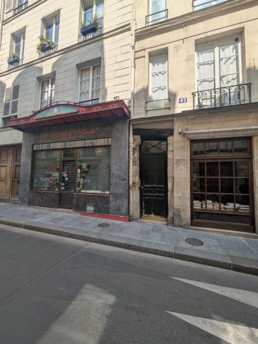Superbe Studette au cœur de l'ile Saint Louis - 1 personne