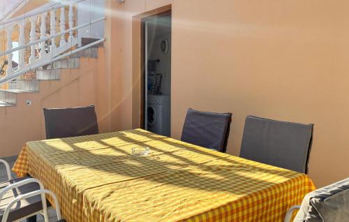 Beautiful Apartment In Rab With House Sea View