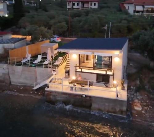 Elysian Seaside Suite