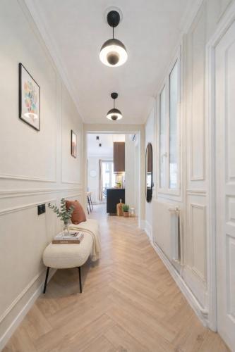 PoeticStay - Sentier - Caire