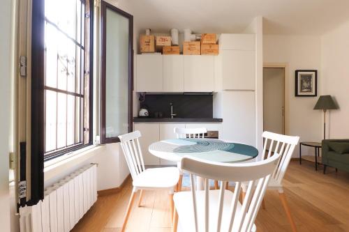 Casa Raffaello, Bohemian Chic Apartment