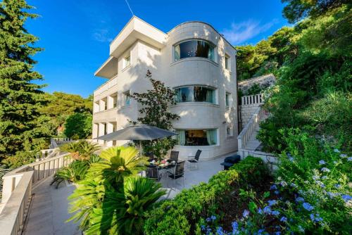 Villa Dubrovnik Grande, Modernist Exterior, Fendi Interior, Special House Overlooking Sea