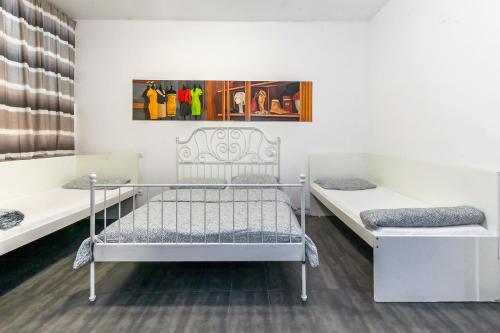 Milano Friends & Family House