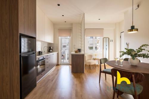 Elegant 2-Bedroom Home with Fireplace & Balcony