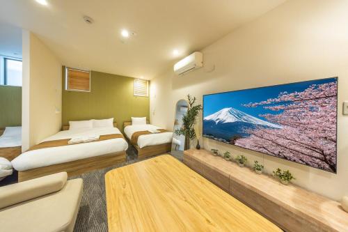 2 mins walk from JR Kameido Station, 9 mins to Akihabara, Near Skytree, Private apartment with 2 double beds for up to 4 ppl