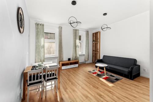 Daszyńskiego Urban Comfort Apartment by BookingHost