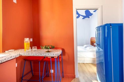 Cosy Cœur du Suquet # Vieux Cannes - Proche Plage et Vieux Port - Climatisation photo 9
