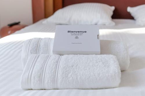 Cosy Cœur du Suquet # Vieux Cannes - Proche Plage et Vieux Port - Climatisation photo 29