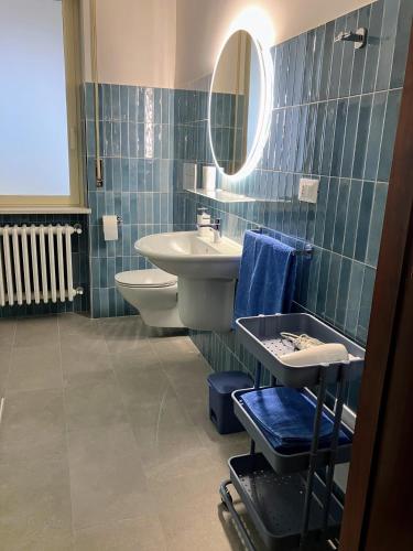 a bathroom with a sink and a mirror at Villa Costanza in Ripa Teatina
