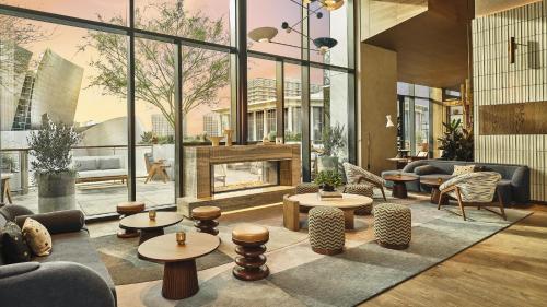 Conrad Los Angeles photo 86