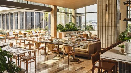 Conrad Los Angeles photo 152