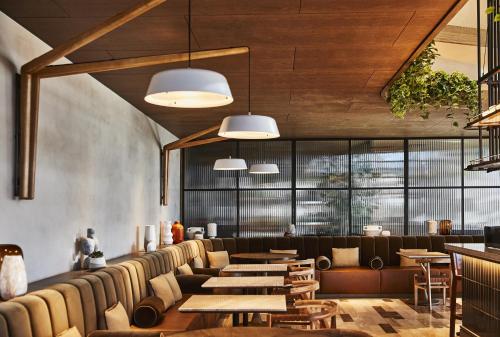 Conrad Los Angeles photo 160