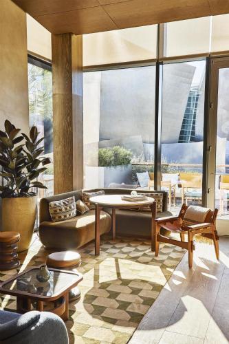 Conrad Los Angeles photo 168