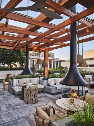 Conrad Los Angeles photo 181