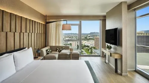 Conrad Los Angeles photo 15