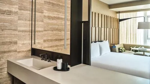 Conrad Los Angeles photo 6