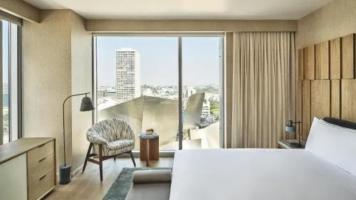 Conrad Los Angeles photo 57
