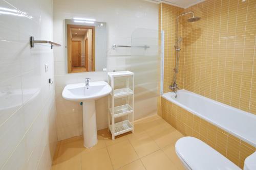 Casa España Art & Arena - Alicante Center 3 Bedrooms