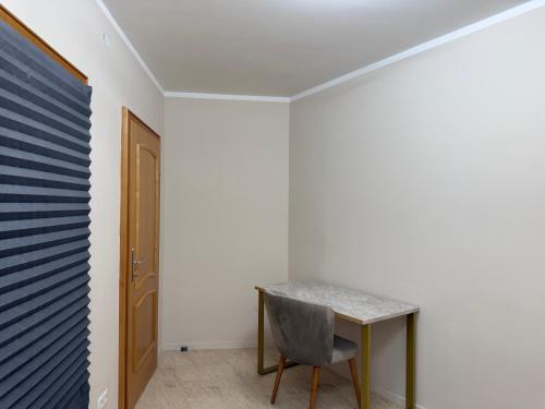 Convenient Apartment near U6 - Fast City Access