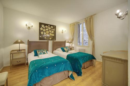 Beautiful 3-room apartment in Carré d'Or
