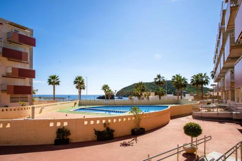 Apto Primera Línea con Piscina - Guipas Beach