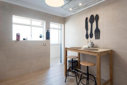 Two Brothers Home 2 - Refugio Moderno e Central