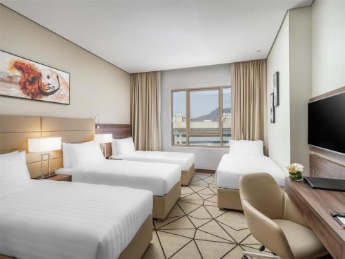 Wirgan Al Noor, Tapestry Collection by Hilton