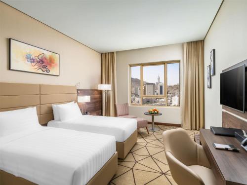 Wirgan Al Noor, Tapestry Collection by Hilton