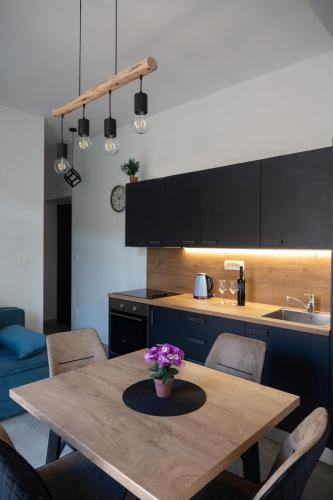 Foto Stylish Apartment with balcony in quiet Area near Old Town & Beach 4