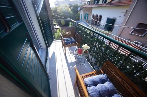 Foto Stylish Apartment with balcony in quiet Area near Old Town & Beach 6