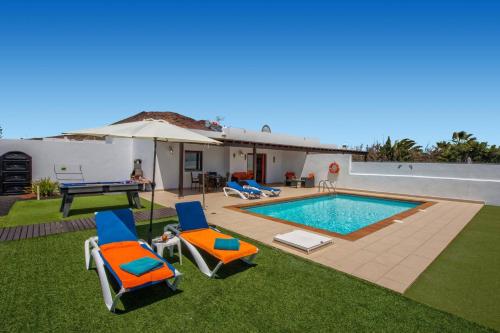 Villa Ramon by Villa Plus