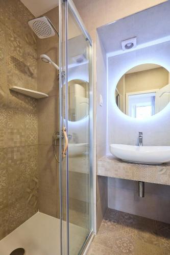 Sophie 1 - Old Town Heritage Suite