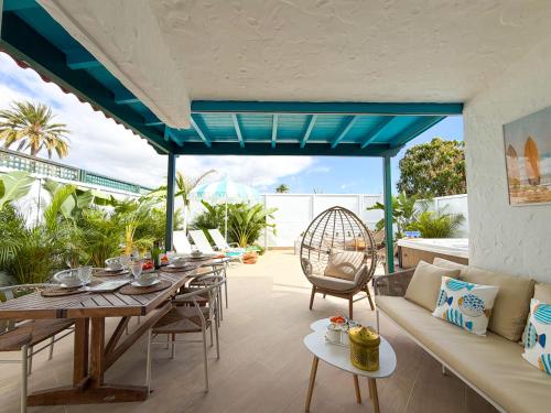 Oasis Beach III : Paradise with private Jacuzzi