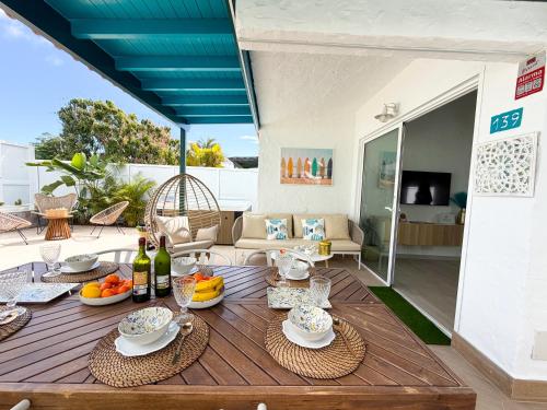 Oasis Beach III : Paradise with private Jacuzzi