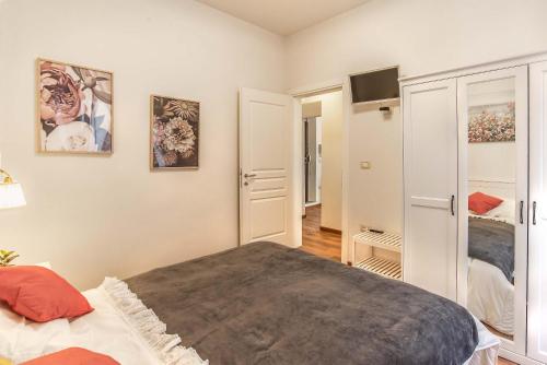 Uffizi MDR Apartments Collection