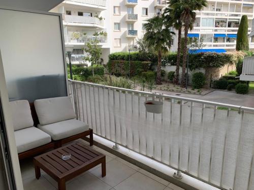 Studio in central Cannes, terrace, close to the beach