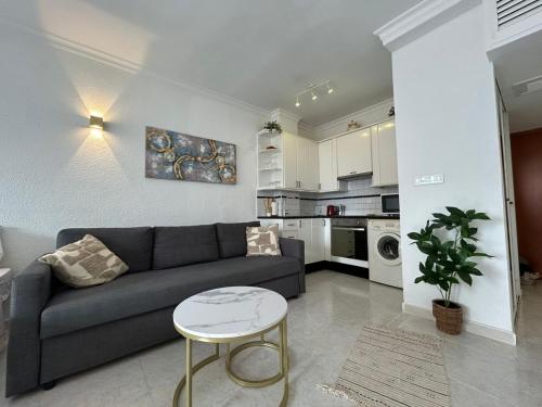 First Line beach hotel Apartment in Fuengirola