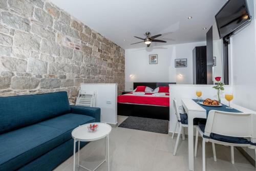Modern Stone Studio in the Heart of Split