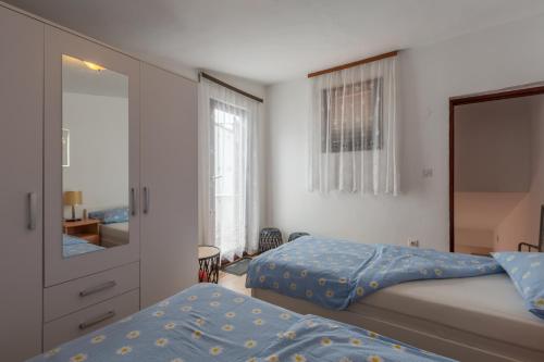 Apartment Porec 7137b