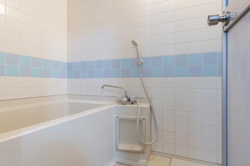 -Tokyo mirai 5F- Just 5 minutes and one stop to Shinjuku Station! An 8-minute walk from Higashi-Nakano Station