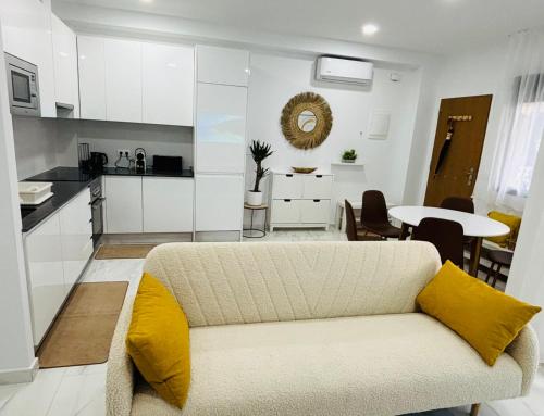 Raxy Deluxe Beach Apartment
