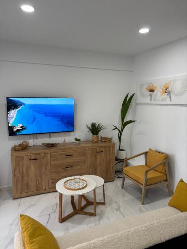 Raxy Deluxe Beach Apartment