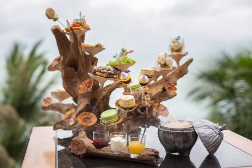 Comida en el resort o alrededores