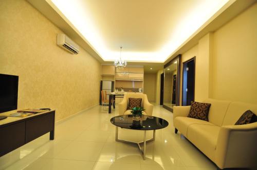 Televisyen dan/atau pusat hiburan di Damas Suites & Residences Kuala Lumpur