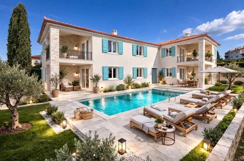Villa Ruby - apartments by the sea & beaches, heated pool, Istria
