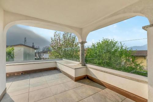Casa Di Bea - Lugano 1BR with Terrace & Parking - Happy Rentals