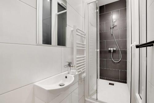Chic apartment - 3BR 10P - Gare de l'Est République