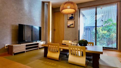 JIA Kagei Osaka 嘉艺Japanese-Style Entire House Sleeps Up to 9 Guests Experience Authentic Japanese Living