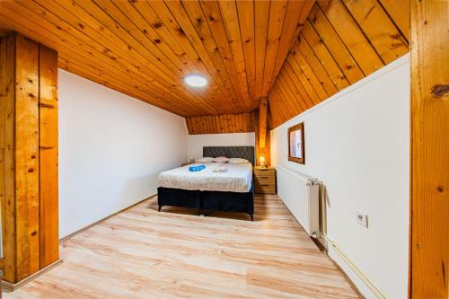 Zagreb 225 - 1 Bedroom - Centre - New - Apartment - Flexible Keybox Entry - Modern - Monthly Rent - WiFi