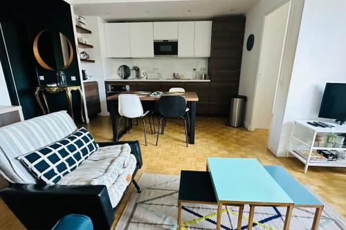 Charming T2 with balcony near the Bastille